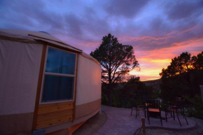 Yurt Overlook #09 with AC and Private Bath 2 Kings